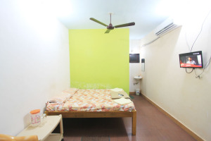 Krishnai beach villa - room interior