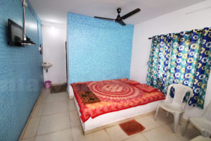 Saishruti Beach Resort - AC Room In Tondavali