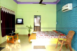 Malvani Pahunchaar - AC Rooms in Tarkarli
