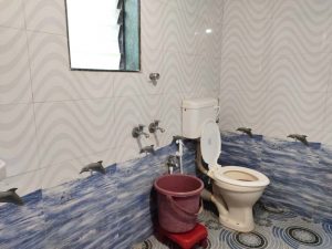Devbag Beach House - Toilet And Bathroom