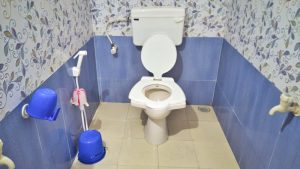 toilet-bath-at-Aashirwad-niwas