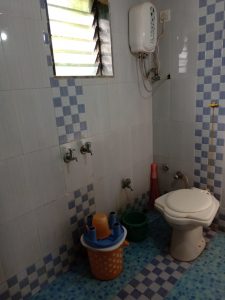toilet bath at taramathi niwas Devbagh